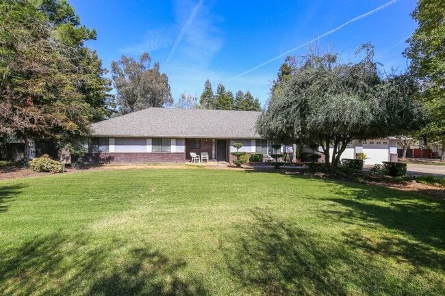 property at 2743 E Nees Ave