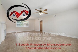 7470 Moffett Rd in Mobile, AL - Building Photo - Building Photo