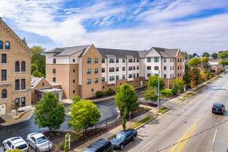 Maria Linden Senior Apartments in Milwaukee, WI - Building Photo - Building Photo