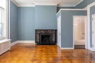 1023 St Paul St in Baltimore, MD - Building Photo