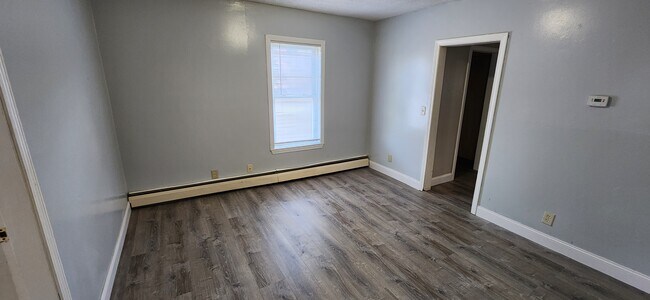 8 Bond St, Unit 10A in Fitchburg, MA - Building Photo - Building Photo