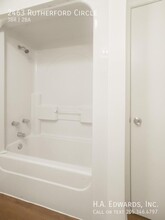 2463 Rutherford Cir in Duncanville, AL - Building Photo - Building Photo