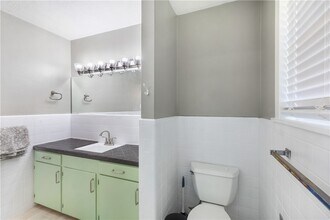 209 Helena St in Bryan, TX - Building Photo - Building Photo