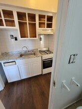 59 Garrison Ave in Jersey City, NJ - Building Photo - Building Photo