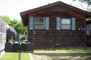 404 College Main St in College Station, TX - Building Photo