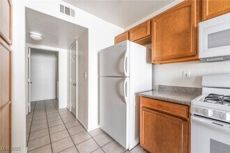 505 Escoto Pl in Henderson, NV - Building Photo - Building Photo