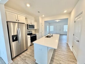 1305 Darlington Dr in Lowell, NC - Building Photo - Building Photo