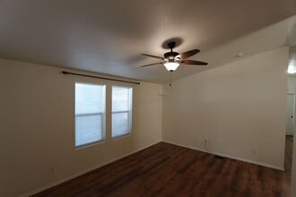 4424 E Wintergreen Rd in Flagstaff, AZ - Building Photo - Building Photo