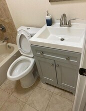 290 E 65th St in Hialeah, FL - Building Photo - Building Photo