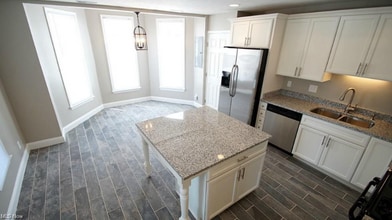 196 Vincent St in Chagrin Falls, OH - Building Photo - Building Photo