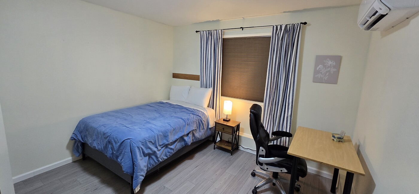 713 5th St, Unit #1 Room in Mukilteo, WA - Foto de edificio