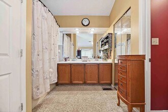 1894 E Bay Pointe Dr in Bloomington, IN - Building Photo - Building Photo