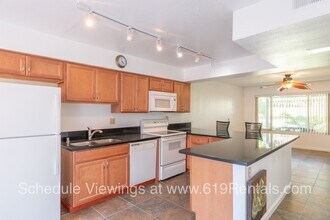 5631 Lake Park Way in La Mesa, CA - Building Photo - Building Photo