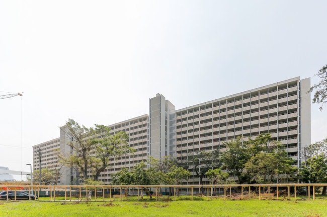 Robert King High Towers in Miami, FL - Building Photo - Building Photo