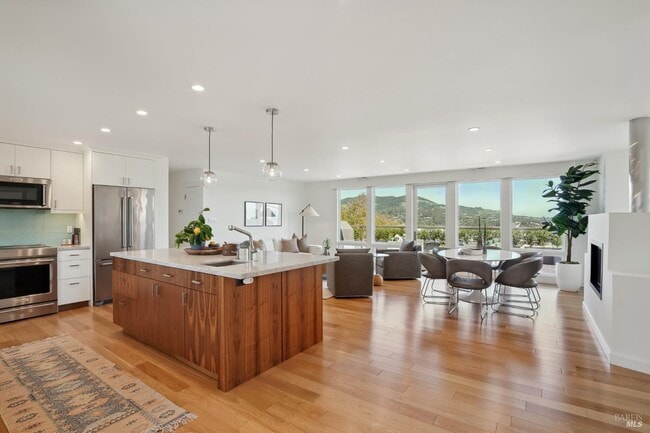 property at 544 Bret Harte Rd