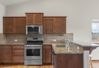 17415 E Shamrock Ct in Greenacres, WA - Building Photo - Building Photo