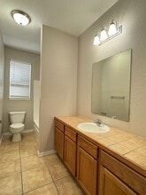 126 Sandstone Dr in Jarrell, TX - Building Photo - Building Photo