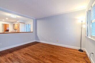 122 N Helen Ave in Rochester, MI - Building Photo - Building Photo