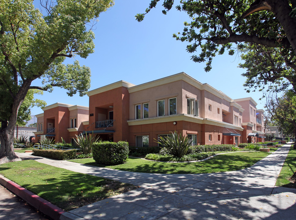 Wilson Courtyard in Pasadena, CA - Building Photo