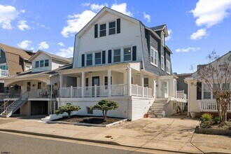 3 N Surrey Ave in Ventnor City, NJ - Building Photo - Building Photo