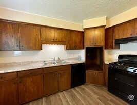 501 12th Ave SE in Ardmore, OK - Building Photo