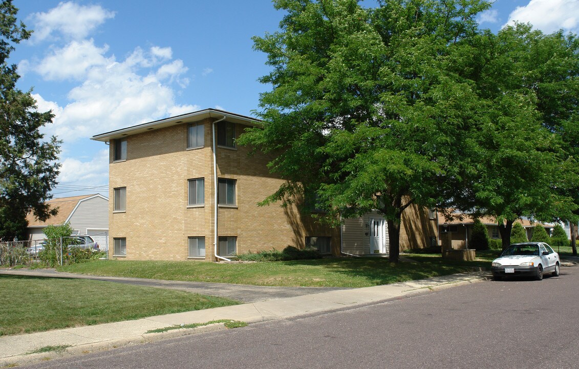 2605 W Wardcliffe Dr in Peoria, IL - Building Photo