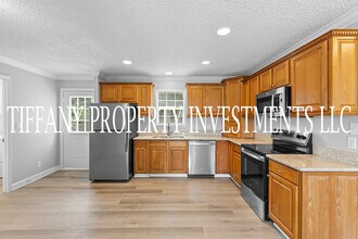 1002 W Cabaniss Rd in Shelby, NC - Building Photo - Building Photo