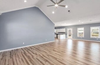 177 Charles Latham Dr in Jackson, TN - Building Photo - Building Photo