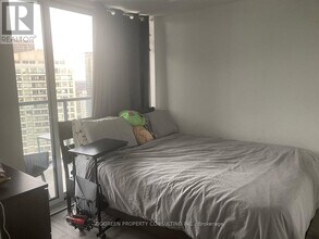 159 Wellesley St E in Toronto, ON - Building Photo - Building Photo