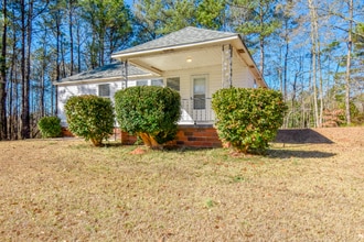 1840 Worthy Rd in Alexander City, AL - Foto de edificio - Building Photo