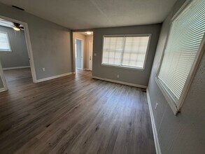 2410 18th Ave S in St. Petersburg, FL - Building Photo - Building Photo