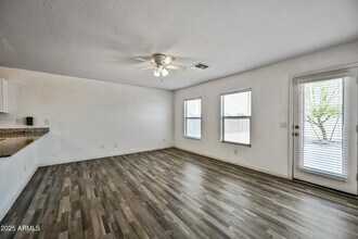 211 Azteca Dr in Eloy, AZ - Building Photo - Building Photo