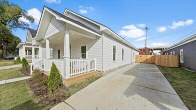 1072 Bruce St in Memphis, TN - Building Photo - Building Photo