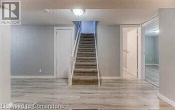 99 Broken Oak Crescent in Kitchener, ON - Building Photo - Building Photo