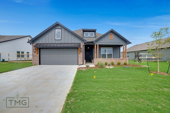 11709 E 107th St N in Owasso, OK - Building Photo