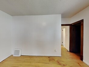212 Division St E in Buffalo, MN - Building Photo - Building Photo