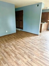 8626 Lane Ave in Raytown, MO - Building Photo - Building Photo