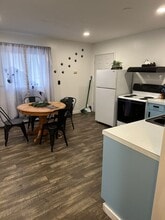 521 N St in Anchorage, AK - Building Photo - Building Photo