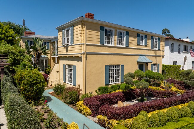 701 Lorraine Blvd in Los Angeles, CA - Building Photo - Building Photo