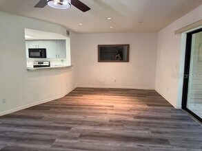 1913 Whispering Way in Tarpon Springs, FL - Building Photo - Building Photo