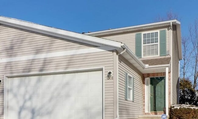 208 Parktrail Rd in Normal, IL - Building Photo - Building Photo