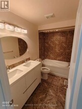 4 Stonedale Placeway in Toronto, ON - Building Photo - Building Photo