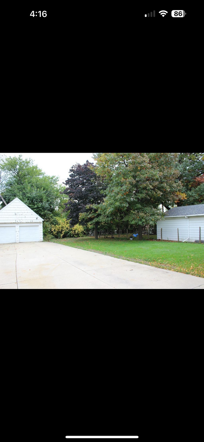 530 N 60th St, Unit 530 N 60th St in Wauwatosa, WI - Foto de edificio - Building Photo