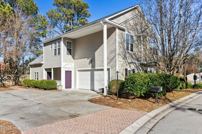 property at 7300 Cassimir Pl