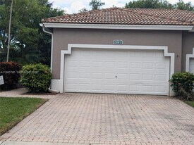 7700 S Aragon Blvd in Sunrise, FL - Building Photo