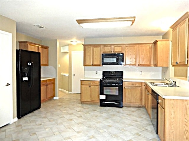 423 Brushy Glen Dr in Houston, TX - Building Photo - Building Photo