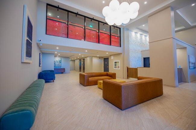 Vertikal in Kitchener, ON - Building Photo - Lobby