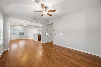 14950 Hidalgo Valley Ln in Houston, TX - Building Photo - Building Photo