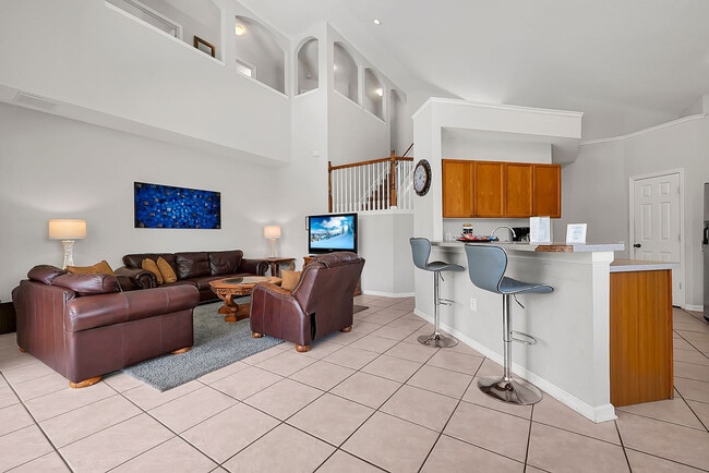 8157 Sun Palm Dr