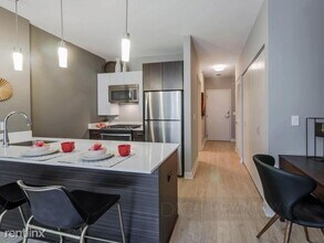 180 N Michigan Ave in Chicago, IL - Building Photo - Building Photo